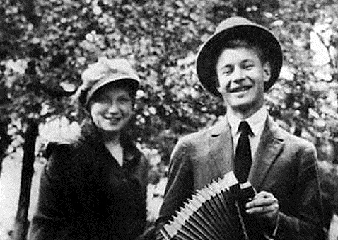 Желіде секс ойындарын ойнаңыз Өзбек тәжік қазақ қырғыз порно