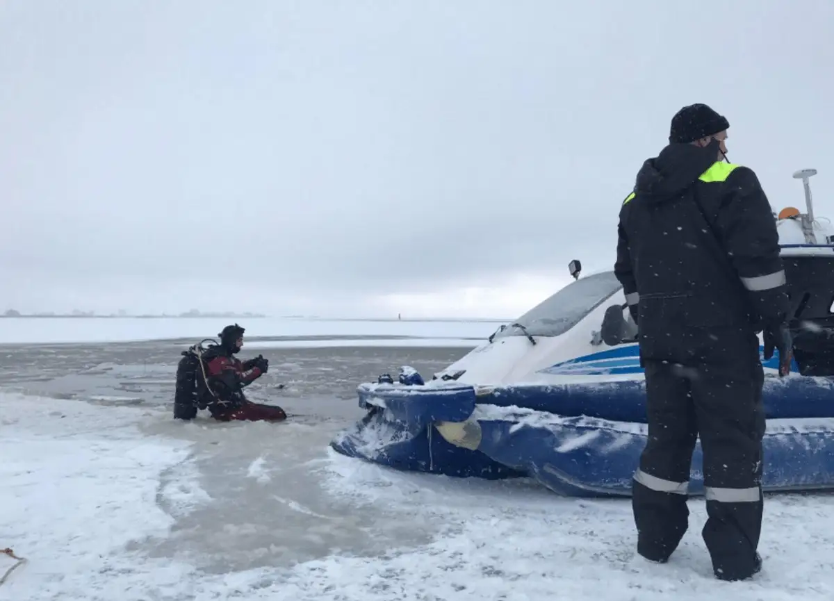 Трагедия на озере Саукас: человек провалился под лед и погиб