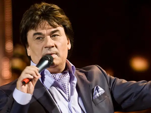 Певец Александр Серов пострадал в перестрелке
