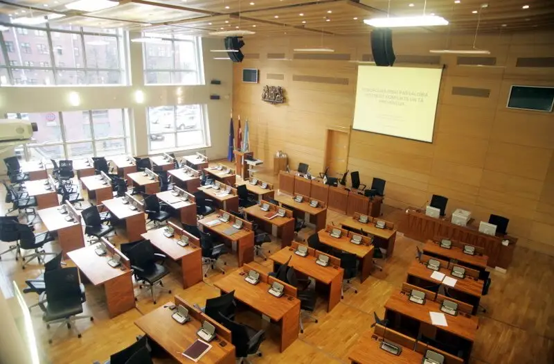 Rīgas domes deputātiem atlaišanas kompensācijas nepienāksies