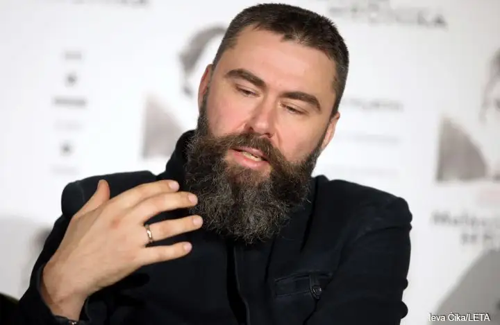 Viestura Kairiša “Ķiršu dārzs” pēc Antona Čehova lugas  Mihaila Čehova Rīgas Krievu teātrī