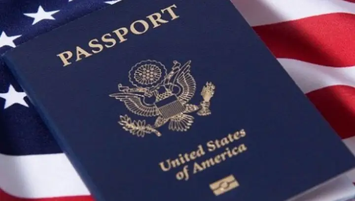 США насильно дают паспорта детям российских дипломатов: МИД РФ