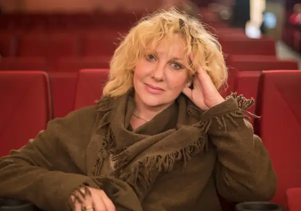 «Интердевочка» Елена Яковлева о клинической смерти и «уколах красоты»