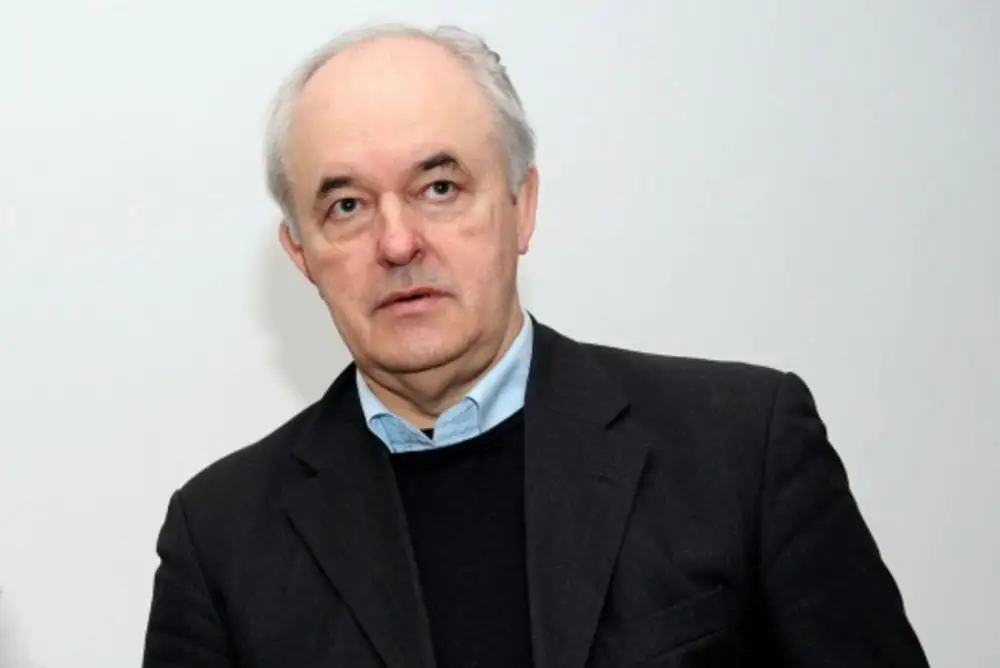 Miris dzejnieks un žurnālists Viktors Avotiņš