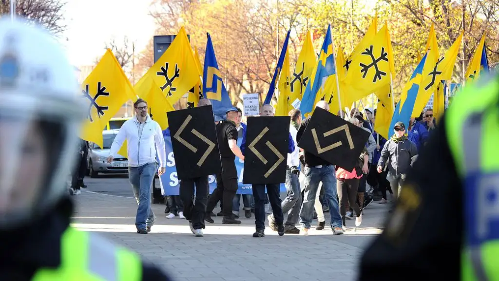 На выборах в Швеции лидирует блок правых партий