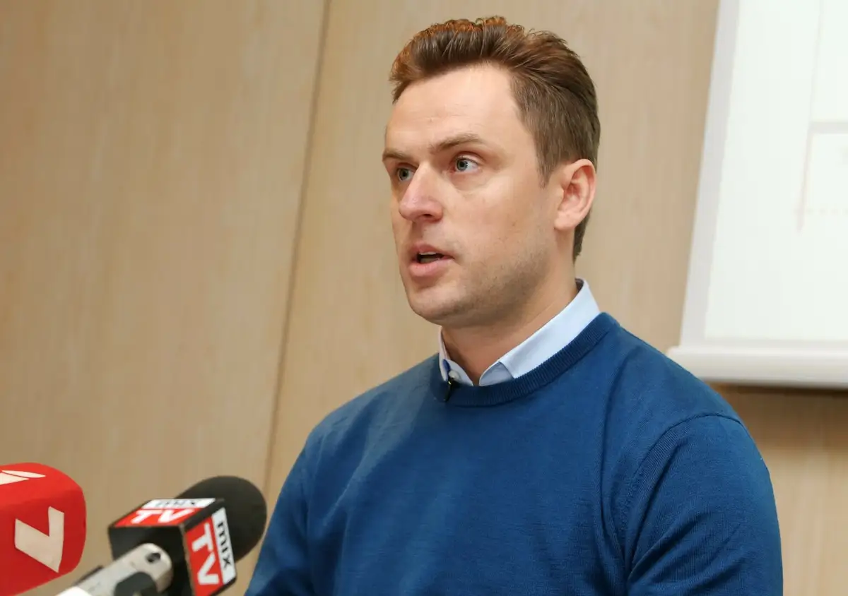 Забыть латышский язык выгодно? Брат убитого Мартиньша Бункуса критикует судебную волокиту