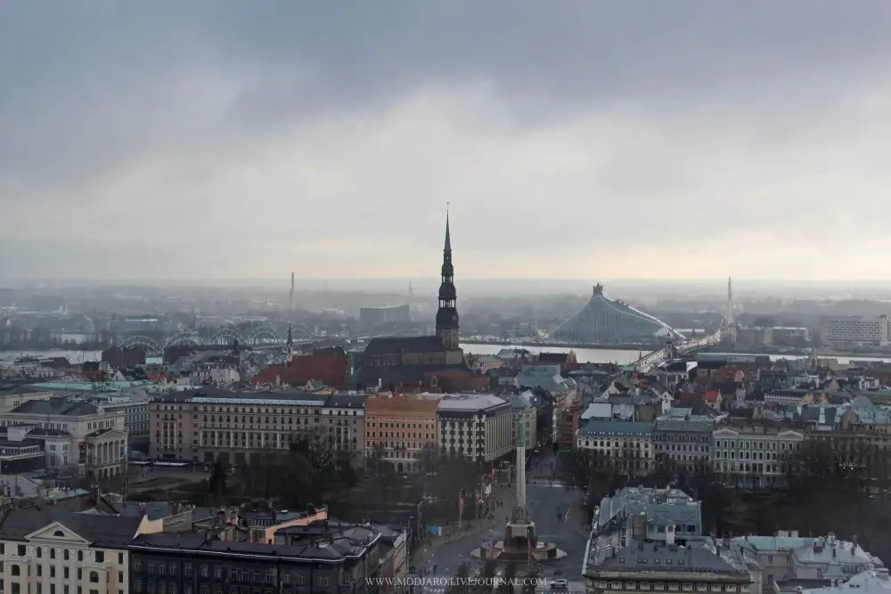 Jaunajā darba nedēļā Latvijā gaidāms rudenīgi draņķīgs laiks