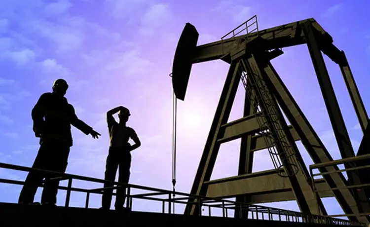 Резкое падение цен на нефть: соглашение США и Ирана готово к подписанию