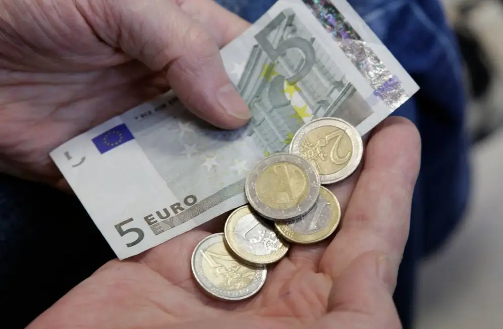 «Fontes»: Darbinieku atalgojums šogad audzis par 5,9%
