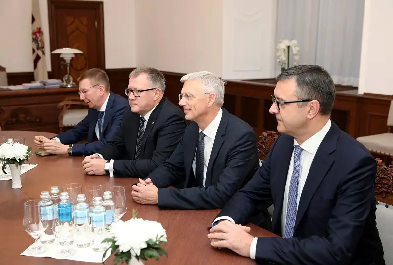 Kariņš: Nākamajā valdībā «vieglo portfeļu» nebūs