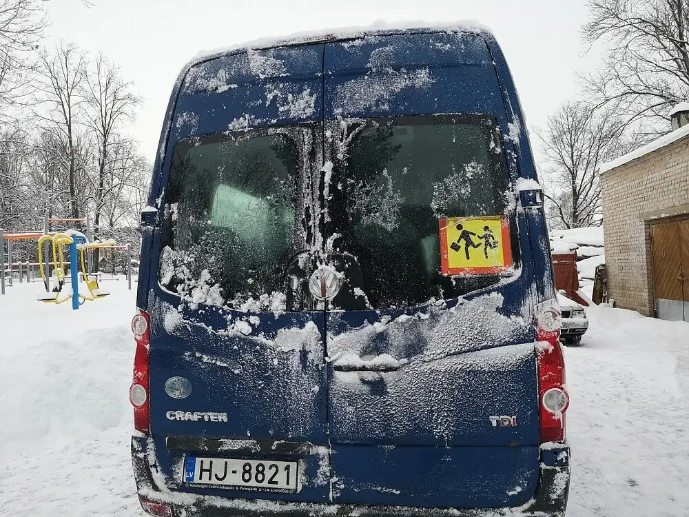Vāc parakstus par bezmaksas sabiedrisko transportu skolēniem