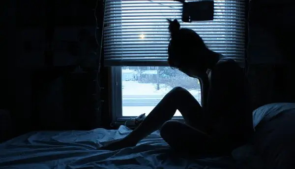 Пьяная женщина напала с ножом на мужа: ЧП в Лимбажском районе