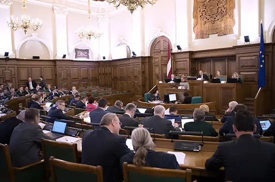 VID vairākus politiķus sodījis vai izteicis aizrādījumus par nepatiesām ziņām deklarācijās
