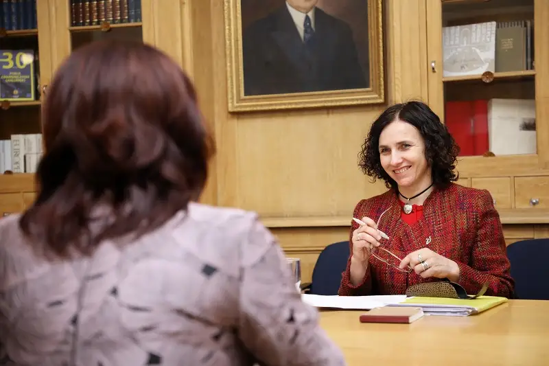 Кривцова: «Наш министр образования — это недоразумение. По сравнению с ней Шадурскис — аристократ»