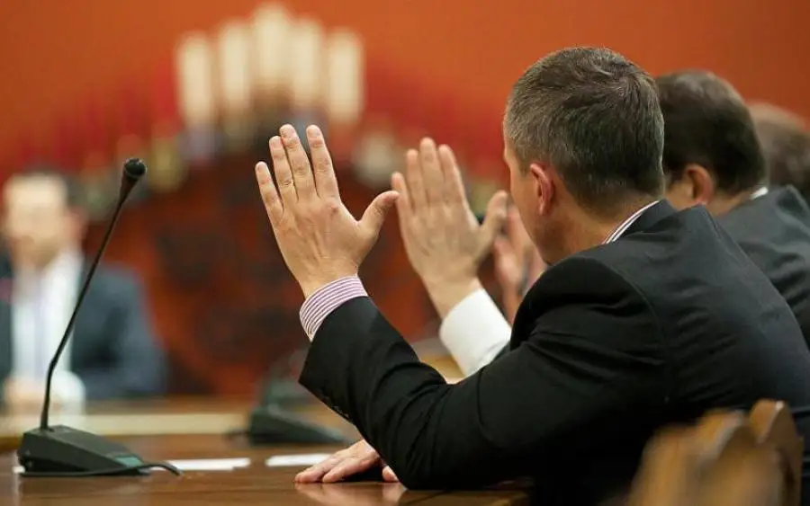 Parlaments pilnveidos deklarāciju sadarbībai ar pilsonisko sabiedrību
