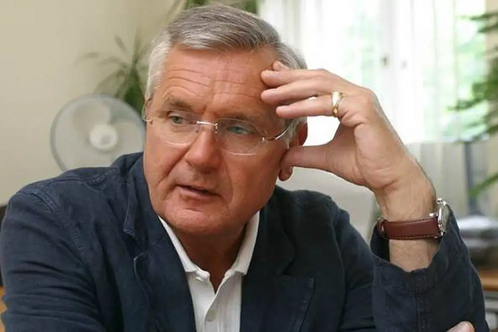 Юрканс продал недвижимость в Латвии и уехал из страны
