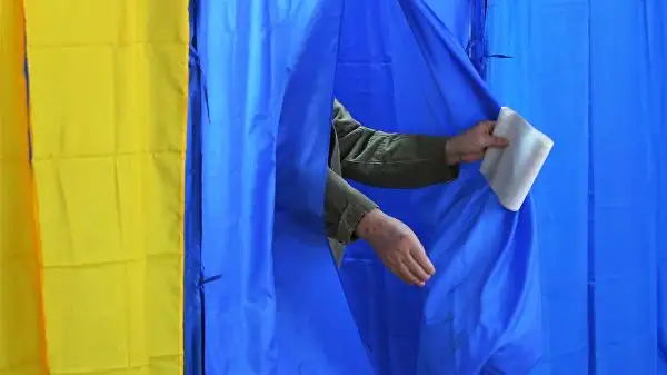 Украина выбирает президента — второй тур. России все равно