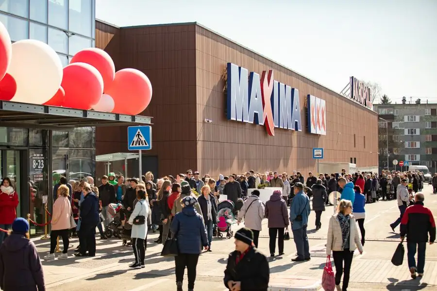 «Maxima» veikalos divos vasaras mēnešos nodarbināti 254 jaunieši
