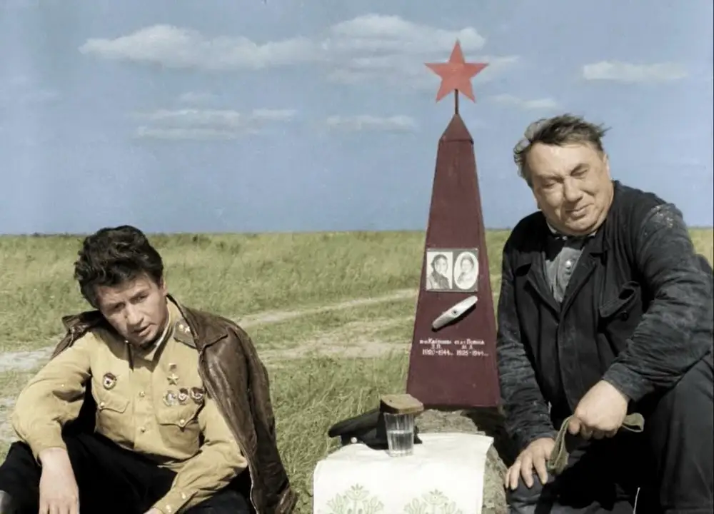 И врежем «Смуглянку»: ролик к празднику (ВИДЕО)