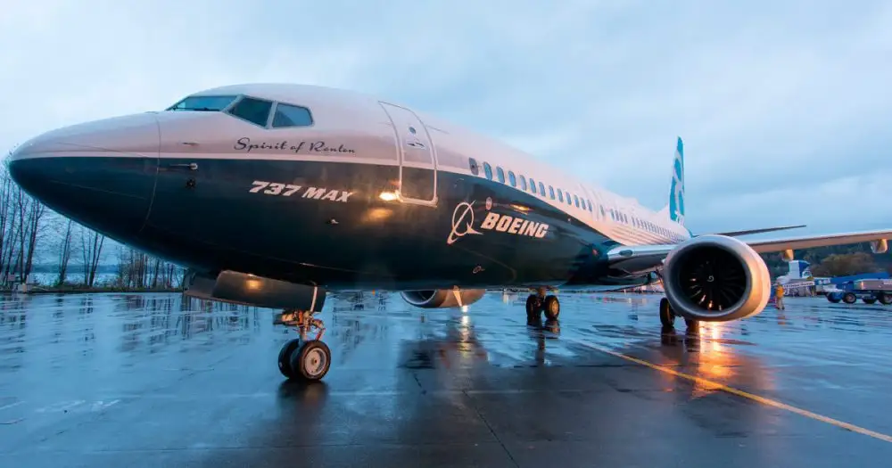 Долетались: в США проверят сотни самолётов Boeing 737 на наличие трещин в фюзеляже