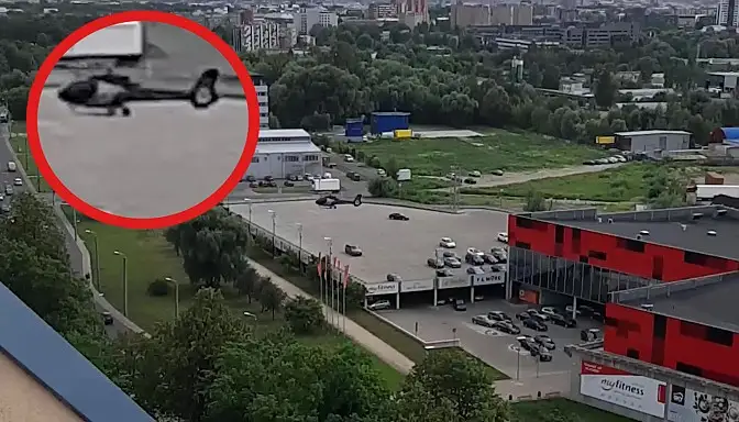 Вертолет попытался сесть на крышу парковки торгового центра в Риге. И перепугал людей