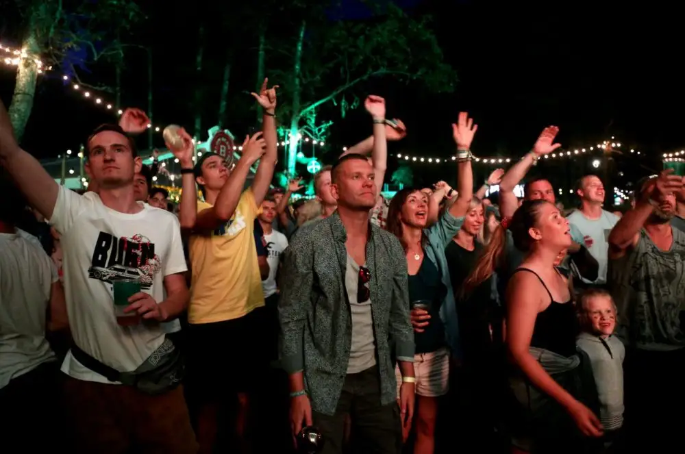 В пятницу стартует фестиваль Positivus. Ночью на Луцавсале будет шумно