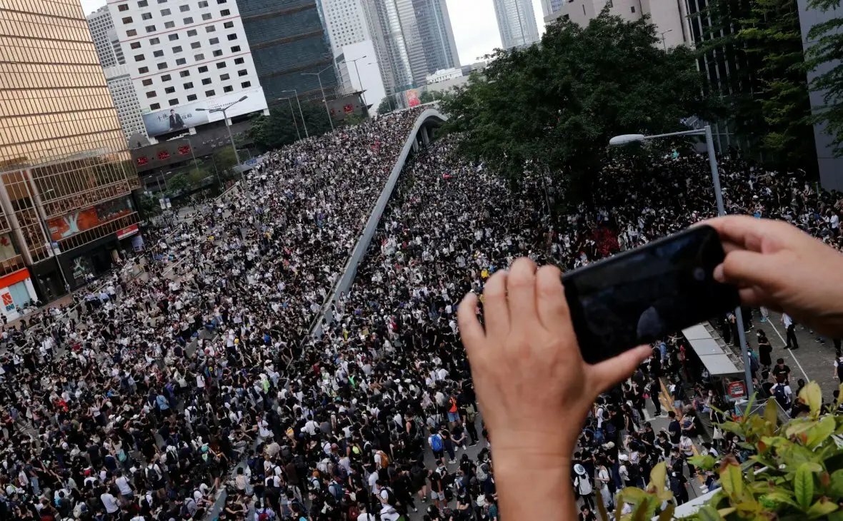 11-я неделя протестов в Гонконге: для Пекина наступает «момент истины»
