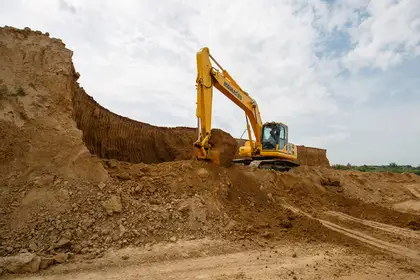 Россиянин продал песок с «дальневосточного гектара» и озолотился