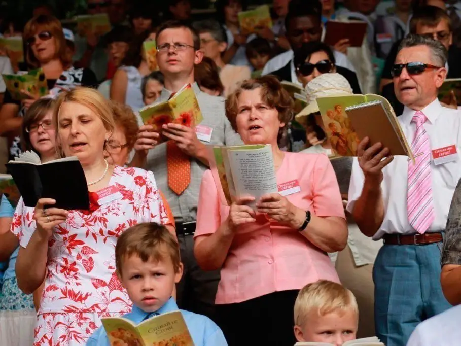 Pēc Jehovas liecinieku pieteikuma ST ierosina lietu par reliģisko organizāciju atzīšanas kārtību