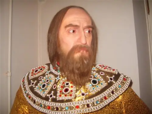Чингисхан, Микеланджело, Иван Грозный: в Риге открылась выставка восковых фигур