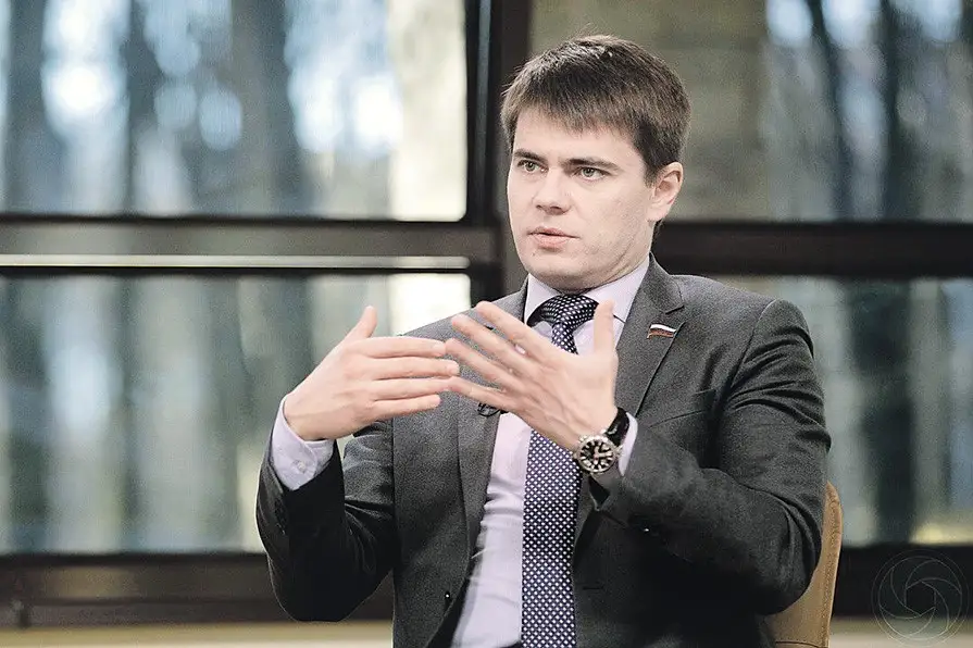Сын Боярского вступился за отца