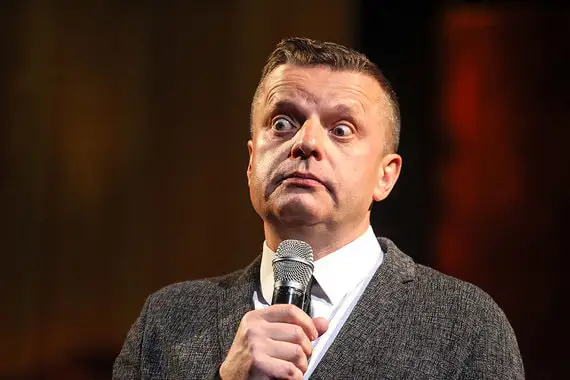 Kinoteātrī «Splendid Palace» notiks tikšanās un diskusija ar Krieviju pametušo žurnālistu un dokumentālistu Parfjonovu