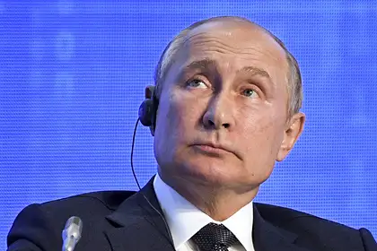 В России полиция проверяет комика, шутившего на концерте про Путина (ВИДЕО 18+)