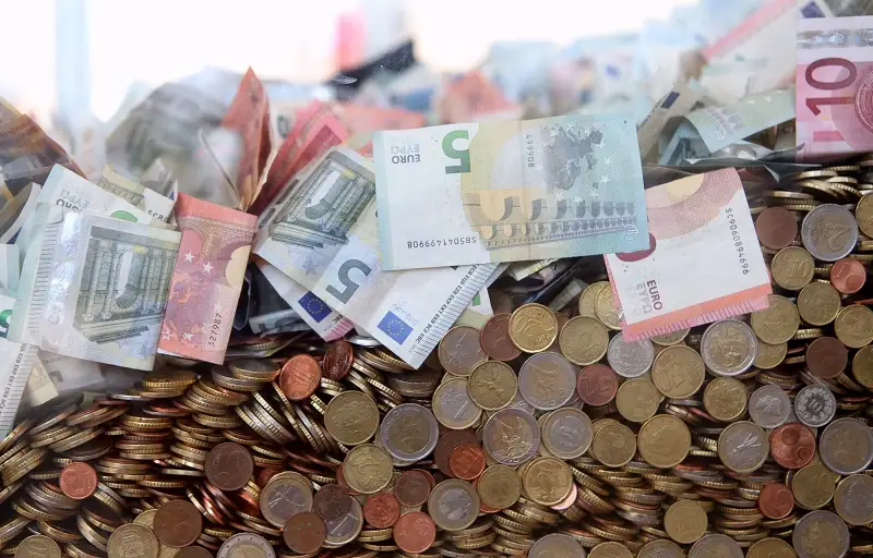 Latvijas finanšu iestāžu peļņa pirmajā ceturksnī sasniegusi 161,9 miljonus eiro