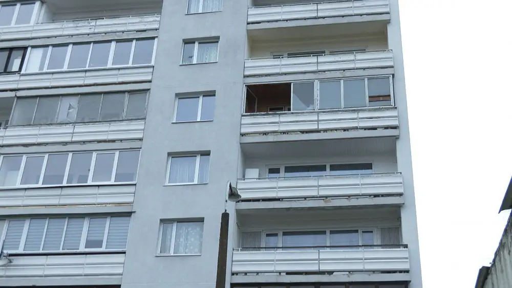 «Или взлетим на воздух, или все тут сгорим»: жители Пурвциемса в ужасе от соседа