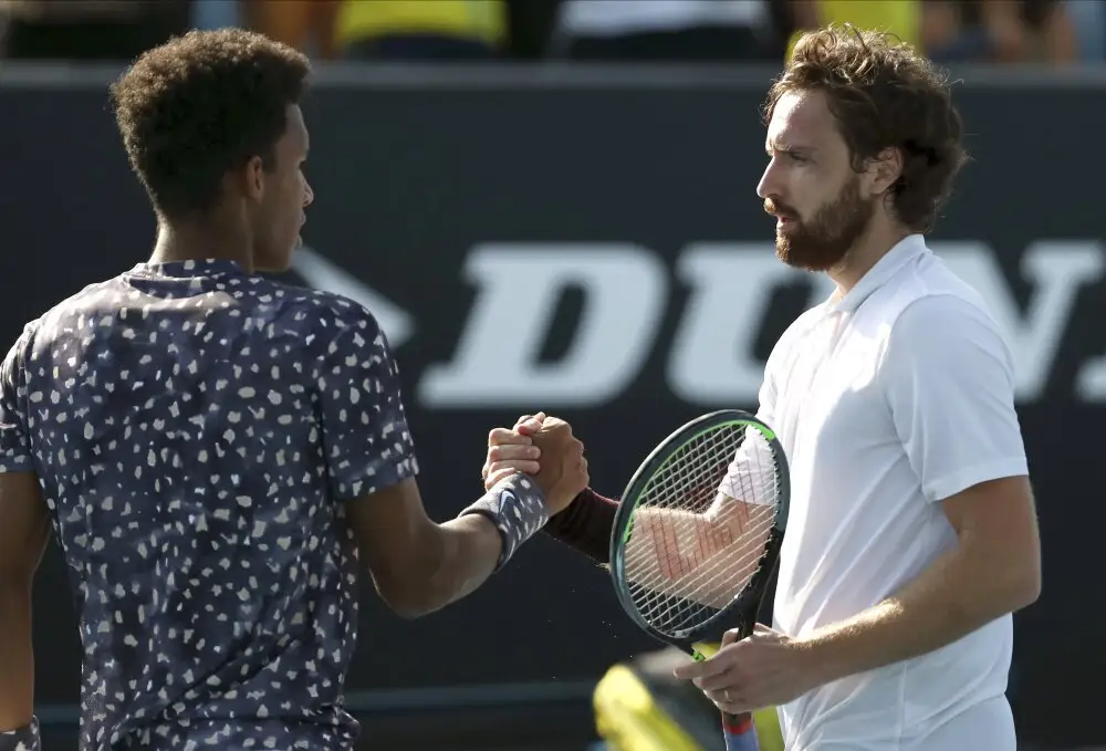 Australian Open: Гулбис и Остапенко прошли, Севастова выбыла