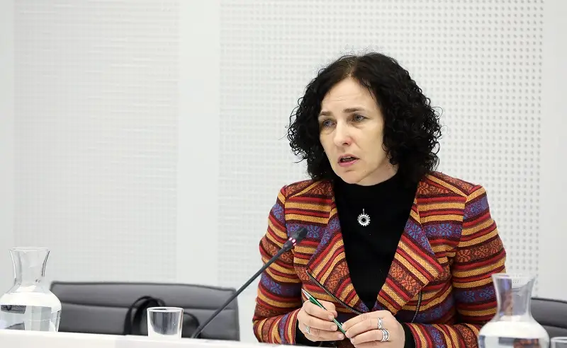 Šuplinska pieļauj, ka klātienes mācību režīmā skolas šogad vairs neatgriezīsies un daļai skolēnu centralizētie eksāmeni izpaliks