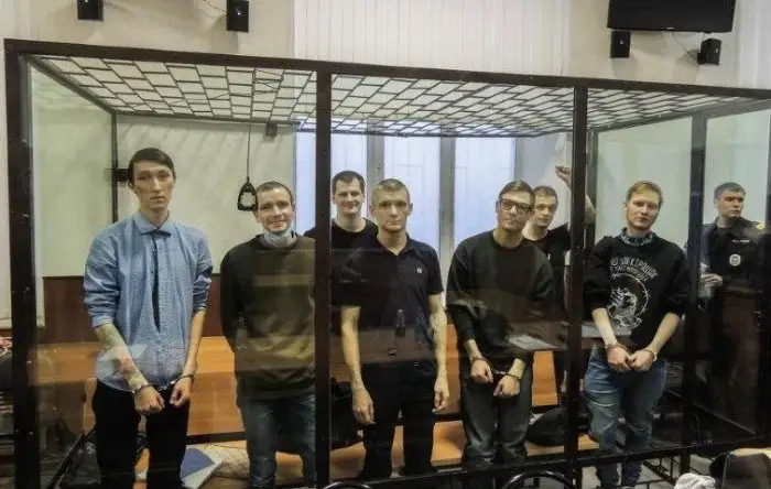 Как в России шьют дела о терроризме из материала заказчика: пошаговый разбор приговора «Сети» (ВИДЕО)