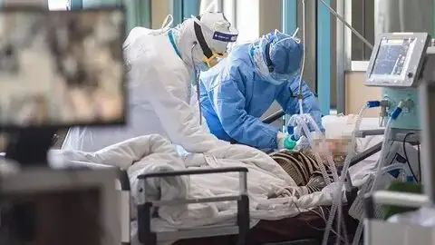 Более 10 тяжелобольных коронавирусной пневмонией спасли переливанием крови с антителами