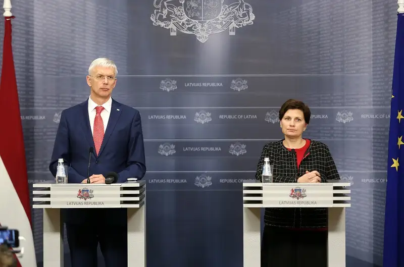 Latvijā līdz Lieldienām izsludina ārkārtējo situāciju Covid-19 vīrusa dēļ, nosakot stingrus ierobežojošus pasākumus
