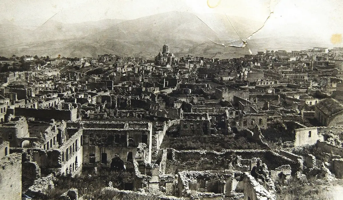 «Трупы в колодцах, женские волосы в ручье»: 100 лет резне армян в Шуше