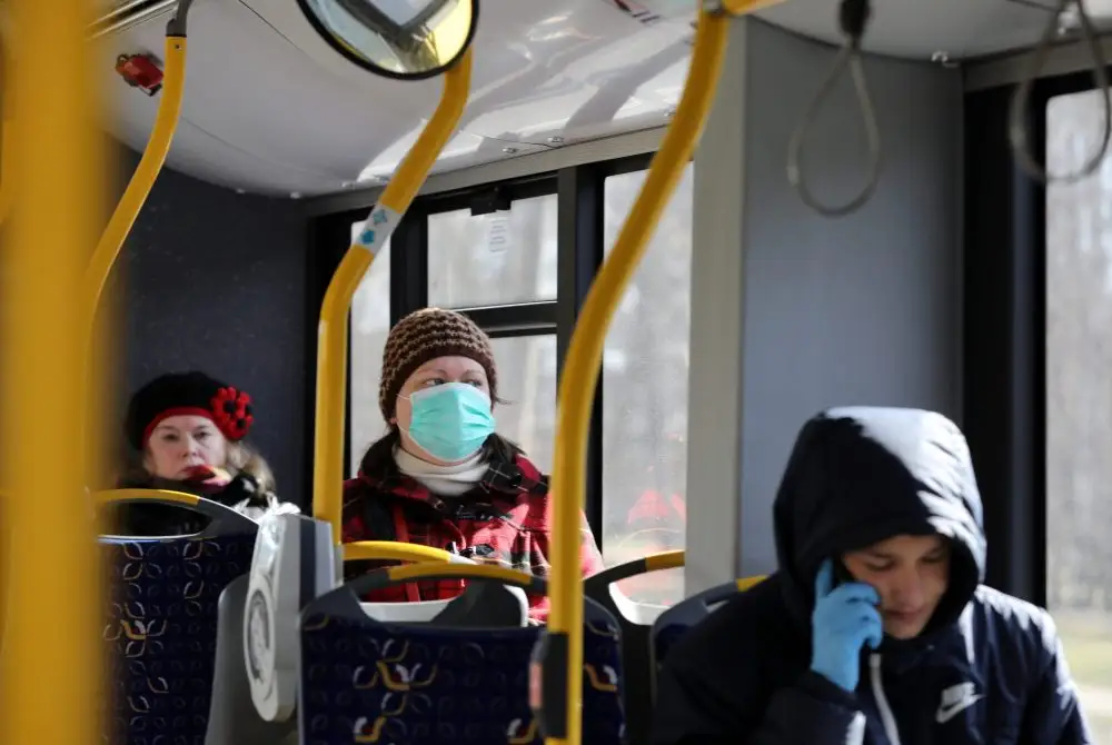 Autotransporta direkcija: Prasību par sejas aizsegu lietošanu visbiežāk neievēro Rīgas reģionā
