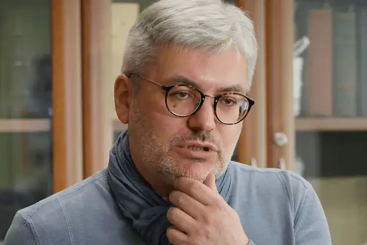 «Я не думаю, что люди сознательно любят сталинское время»: писатель Евгений Водолазкин