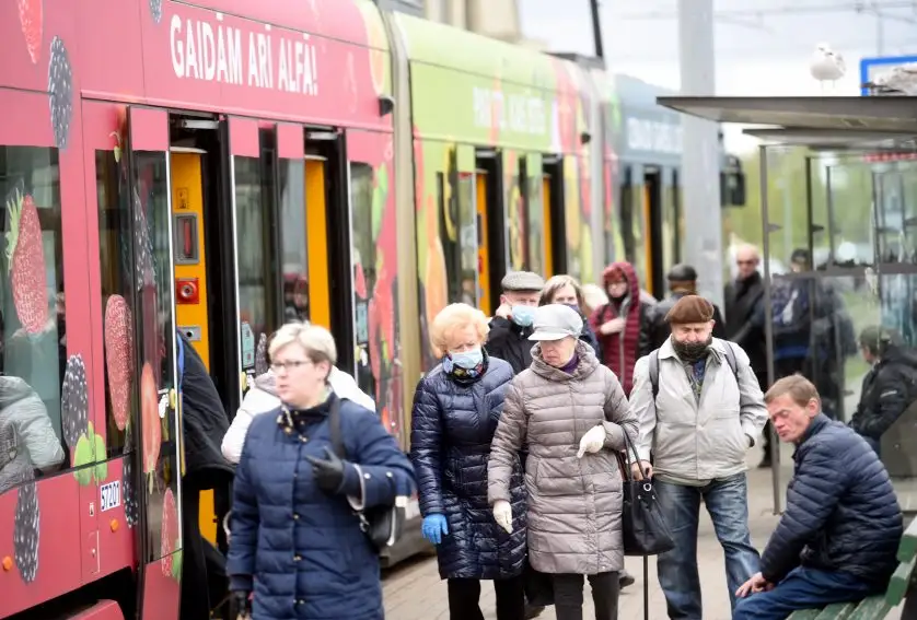 Šodien būs izmaiņas sabiedriskā transporta kursēšanas grafikos