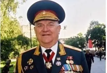 «В великий праздник сидим по домам!» 95-летний ветеран — о переносе парада