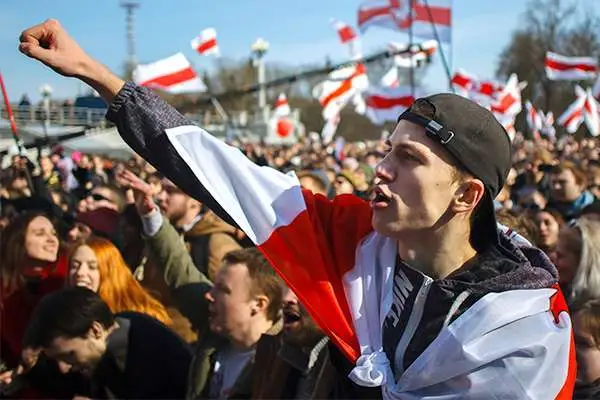 Голосовавший за независимость политик: «Латвии нужно подумать, как помочь Белоруссии»