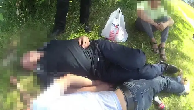 Pļavniekos policija no tēva reibumā paglābj trīs gadus vecu zēnu