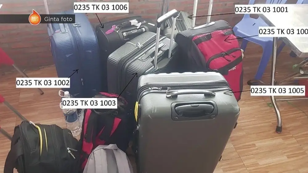 Пассажиры airBaltic с марта не могут дождаться своего багажа