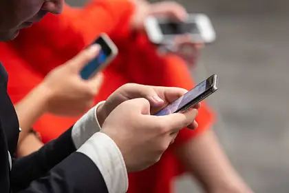 Глобальный сбой по всему миру затронул WhatsApp, Instagram и Facebook