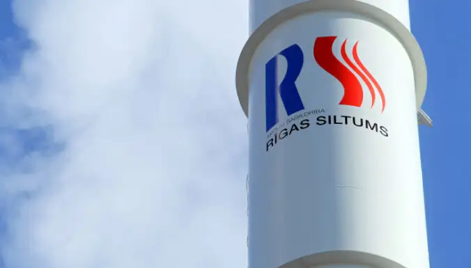 Журналисты тайно засняли, как в кафе обсуждают должности в Rīgas siltums